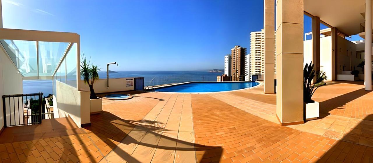 Spectacular Sea Views 2 Bedrooms In Villa Marina Бенидорм Экстерьер фото